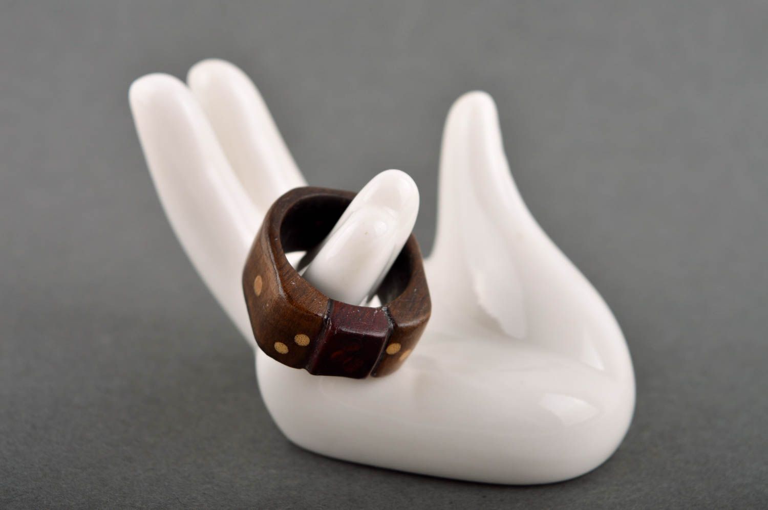 Designer handmade Ring aus Holz schöner Damen Schmuck Accessoire für Frauen toll foto 1