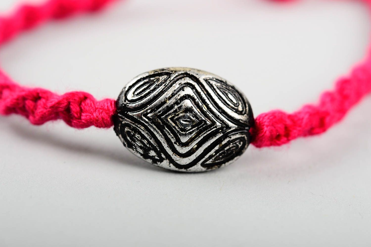 Handmade cute crimson bracelet unusual textile bracelet designer jewelry photo 4