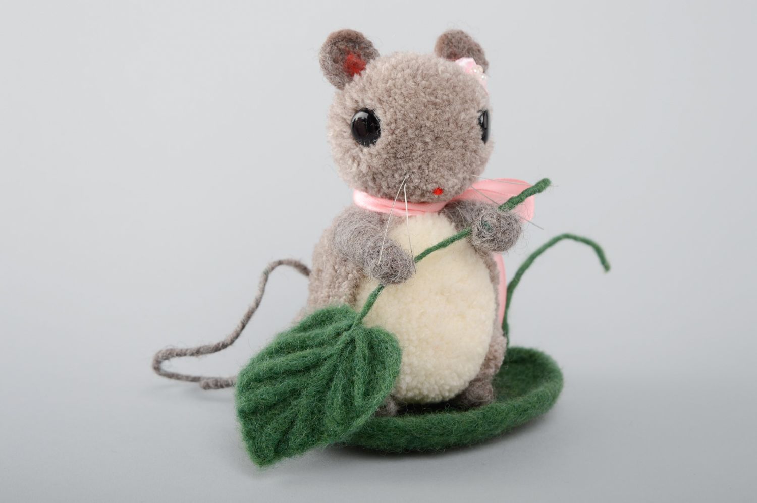 Handmade pompom toy Mouse photo 1