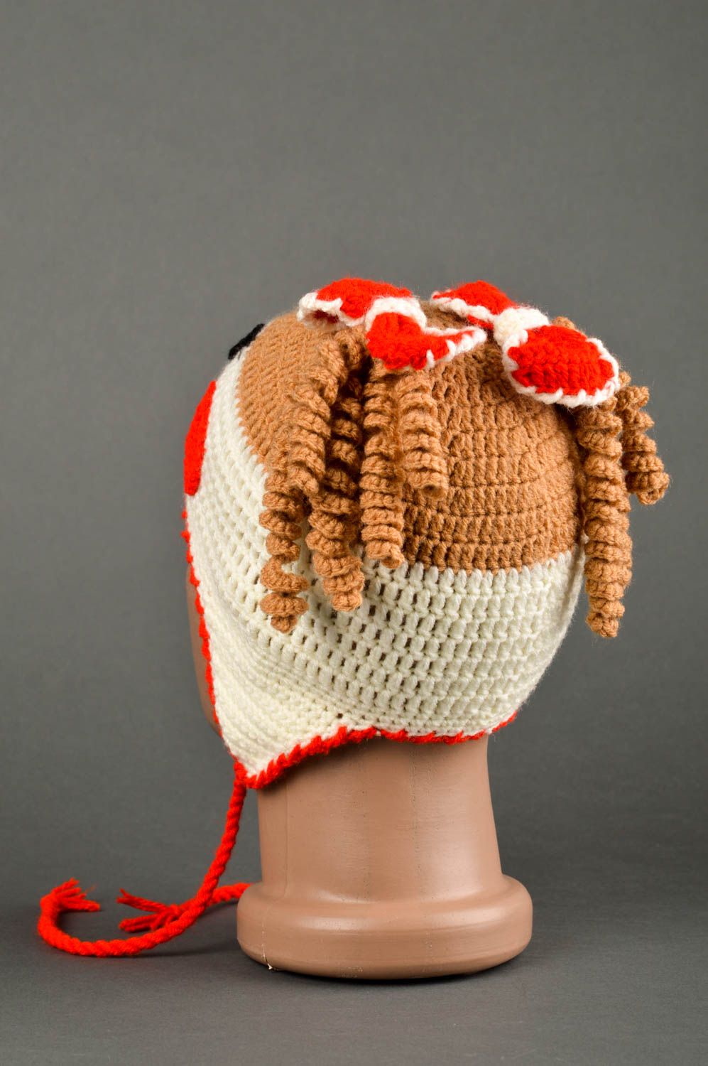 Вязаная шапка для детей ручной работы шапочка на девочку бежевая зимняя шапка фото 5