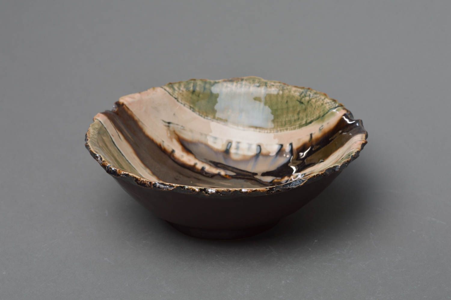 Beautiful handmade large round porcelain bowl with color glaze painting photo 1