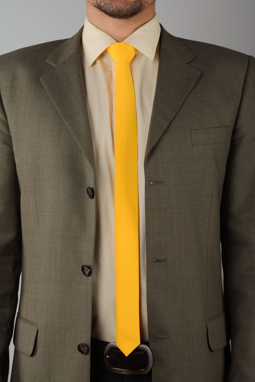 Cravate jaune en gabardine faite main photo 1