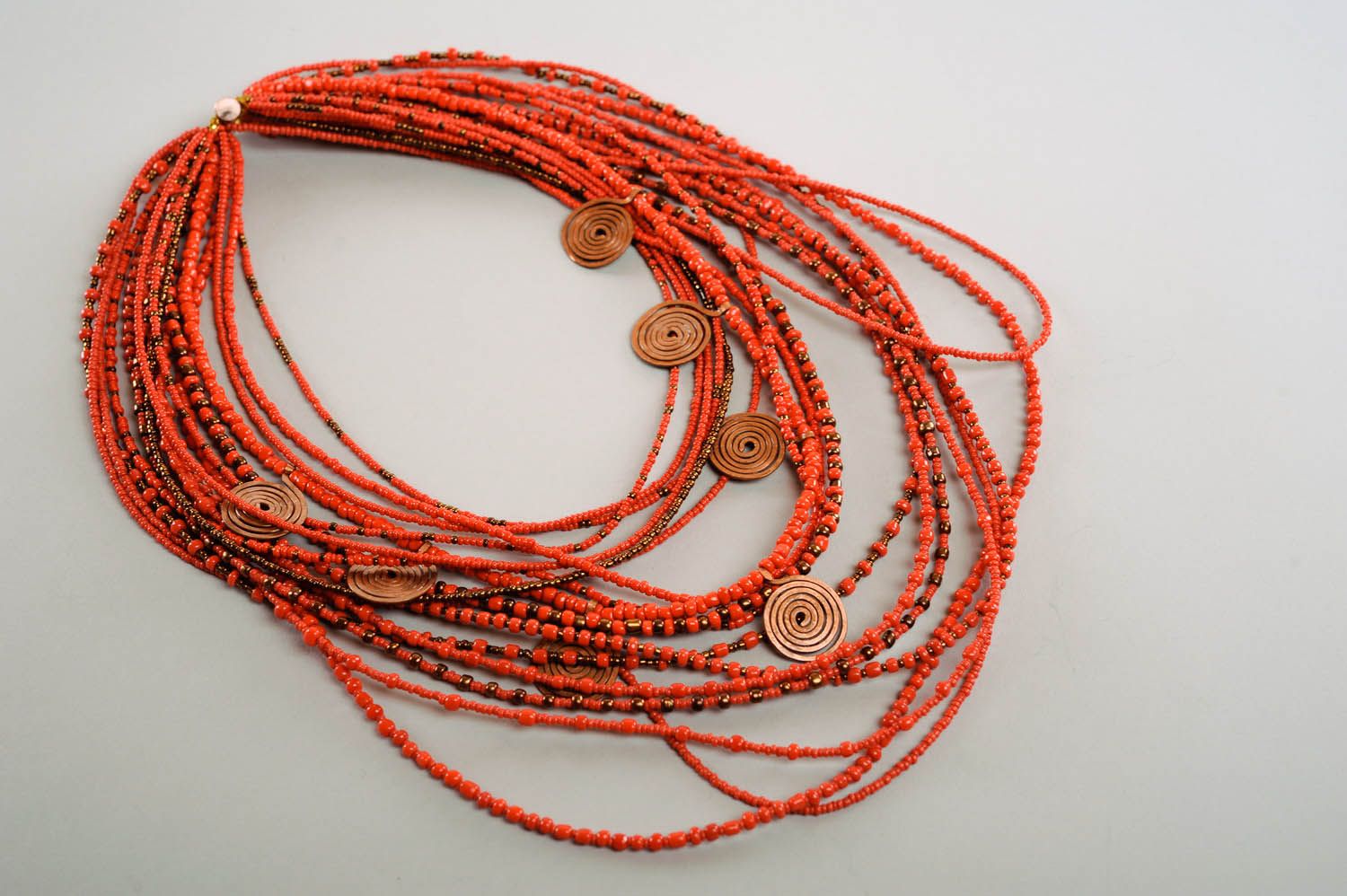 Necklace in ethnic style photo 1