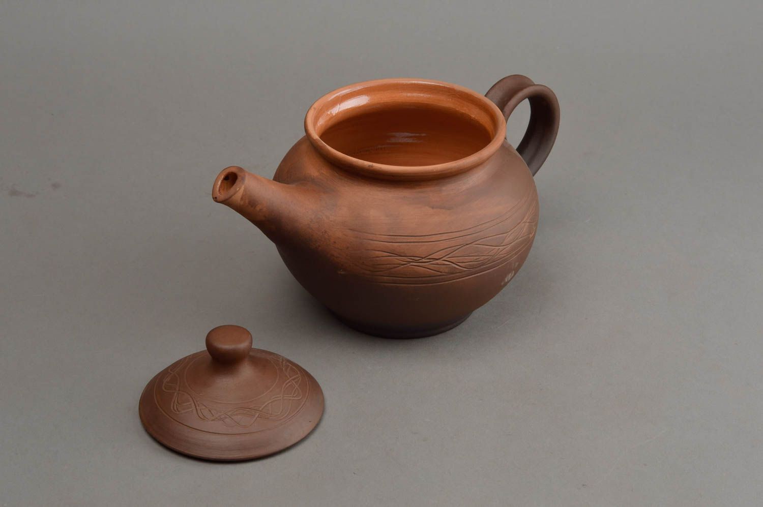 Керамический заварочный чайник с крышкой из красной глины эко посуда хендмейд фото 2