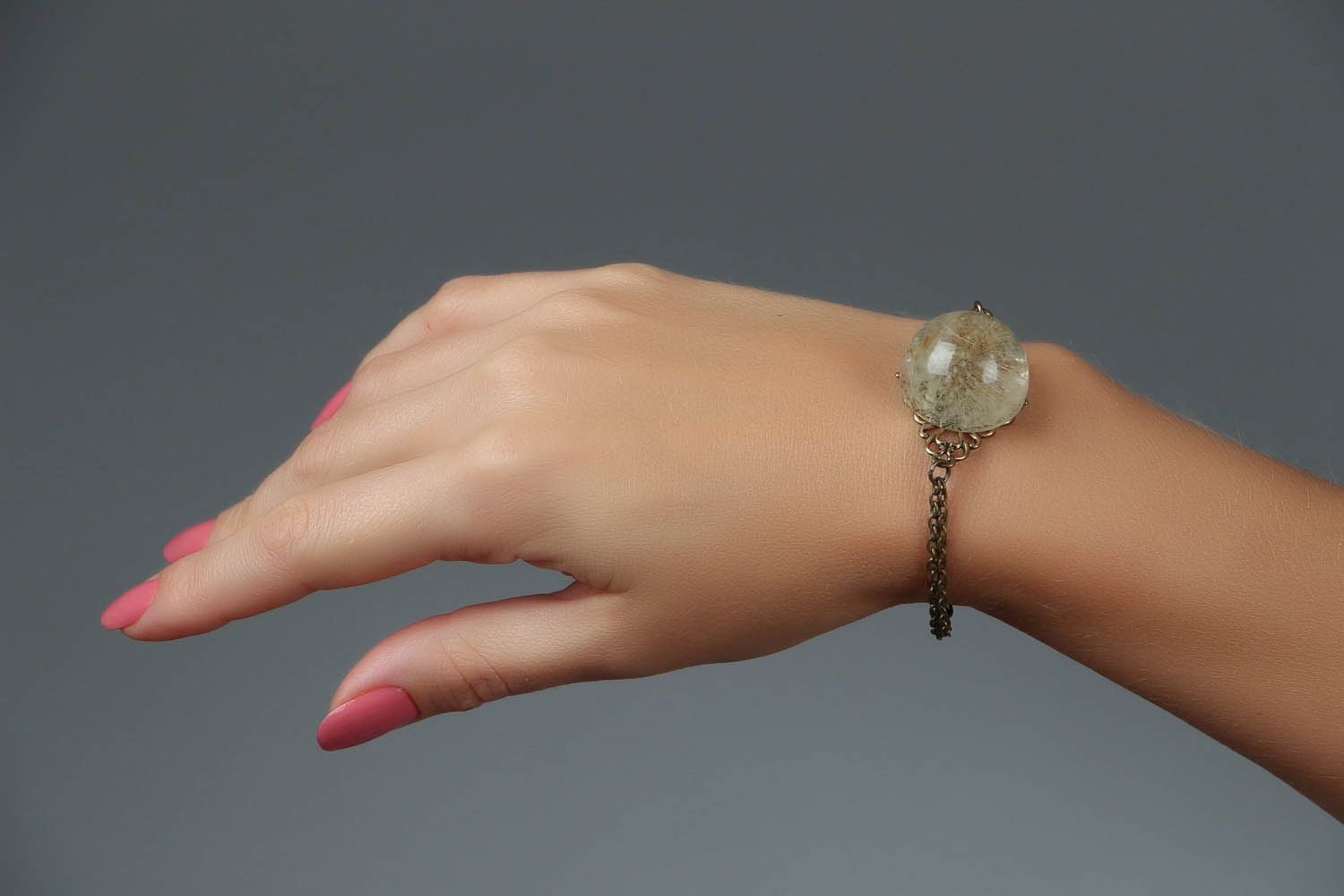 Brass Bracelet with Dandelion in Epoxy Resin photo 5