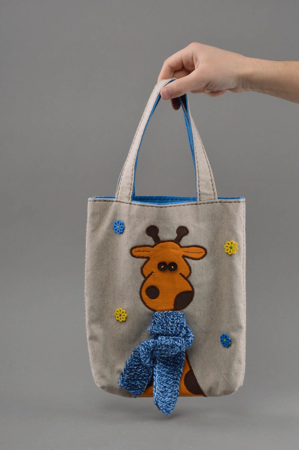 Handgemachte schöne Stoff Handtasche mit Applikation in Form von Giraffe foto 4