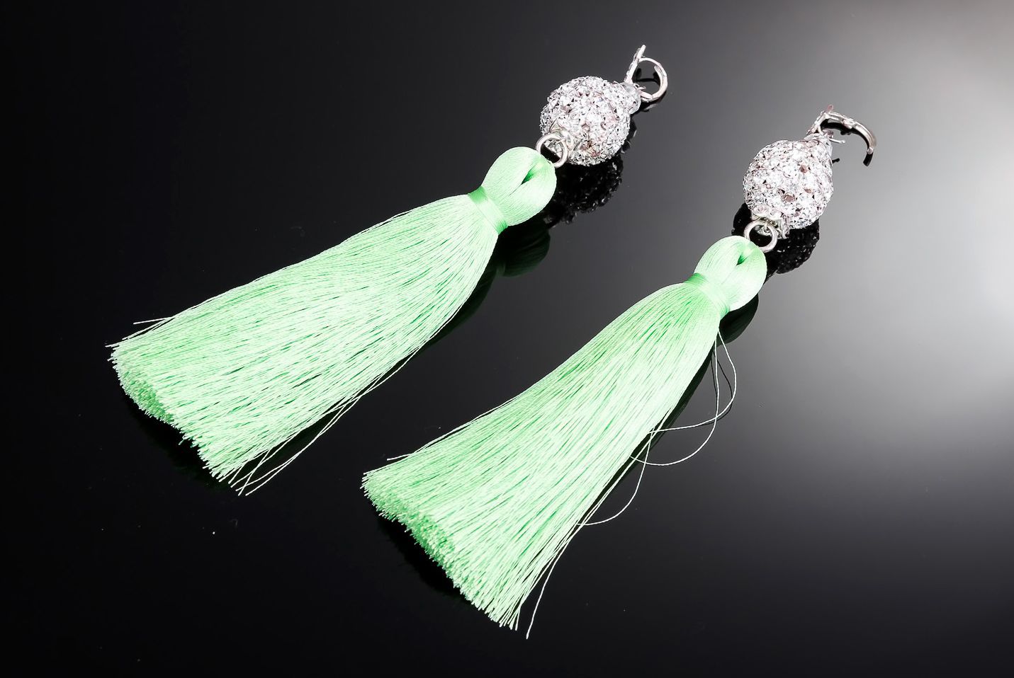 Earrings made of threads Mint photo 3
