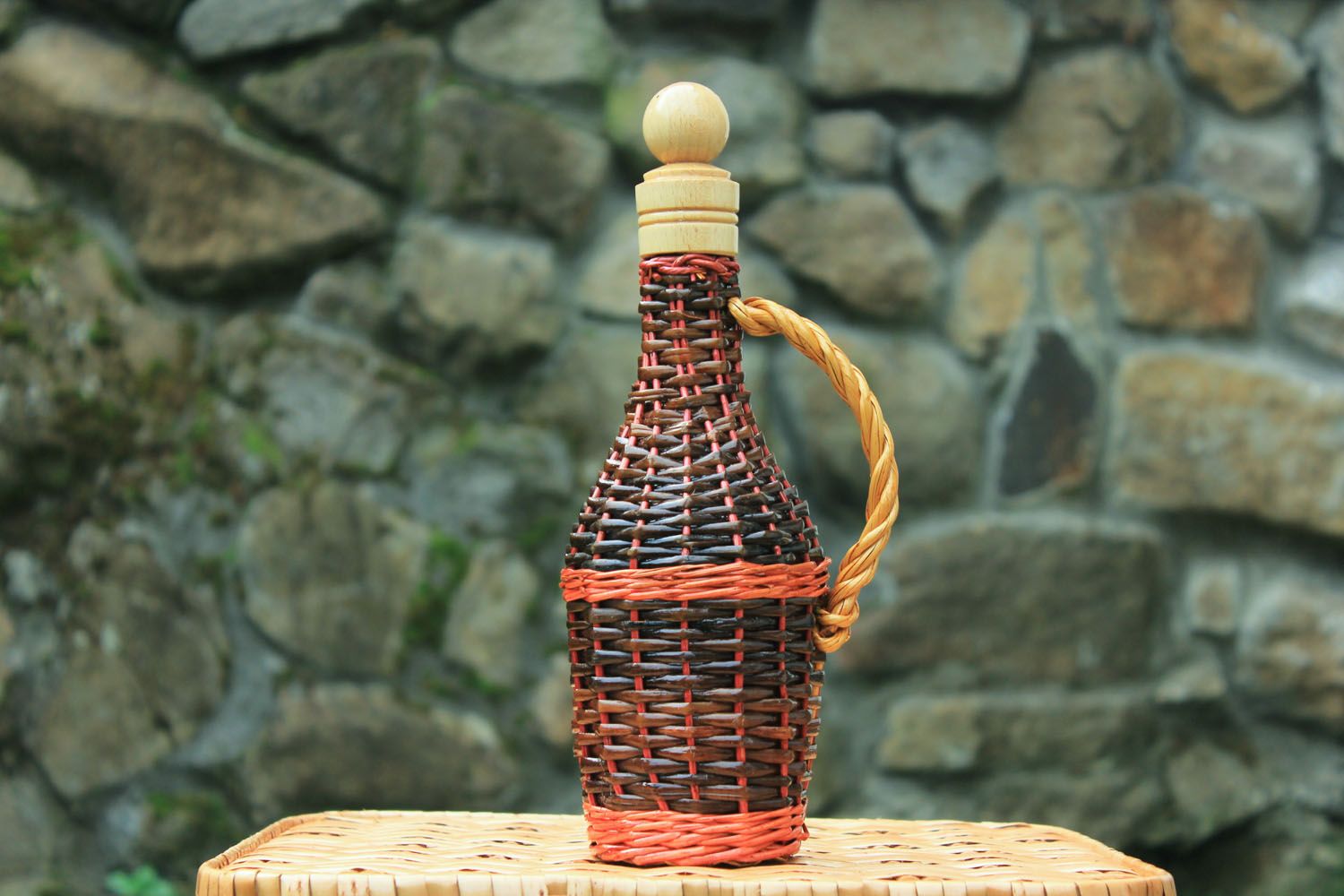 Bottle braided with willow photo 1