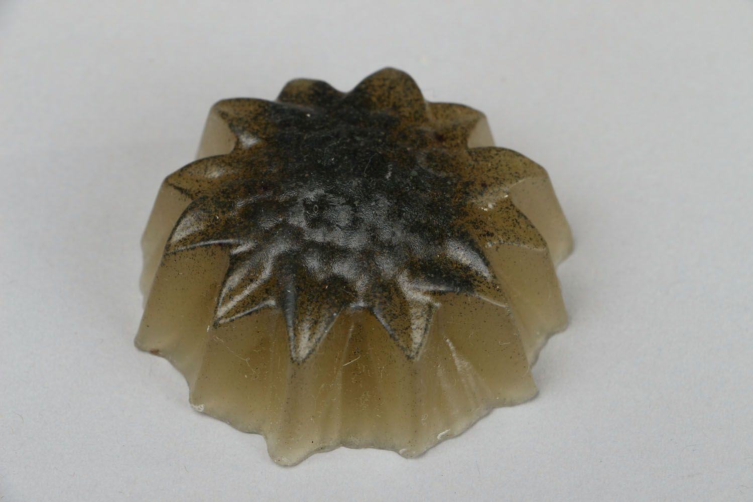 Soap based on a green clay Sunflower photo 3