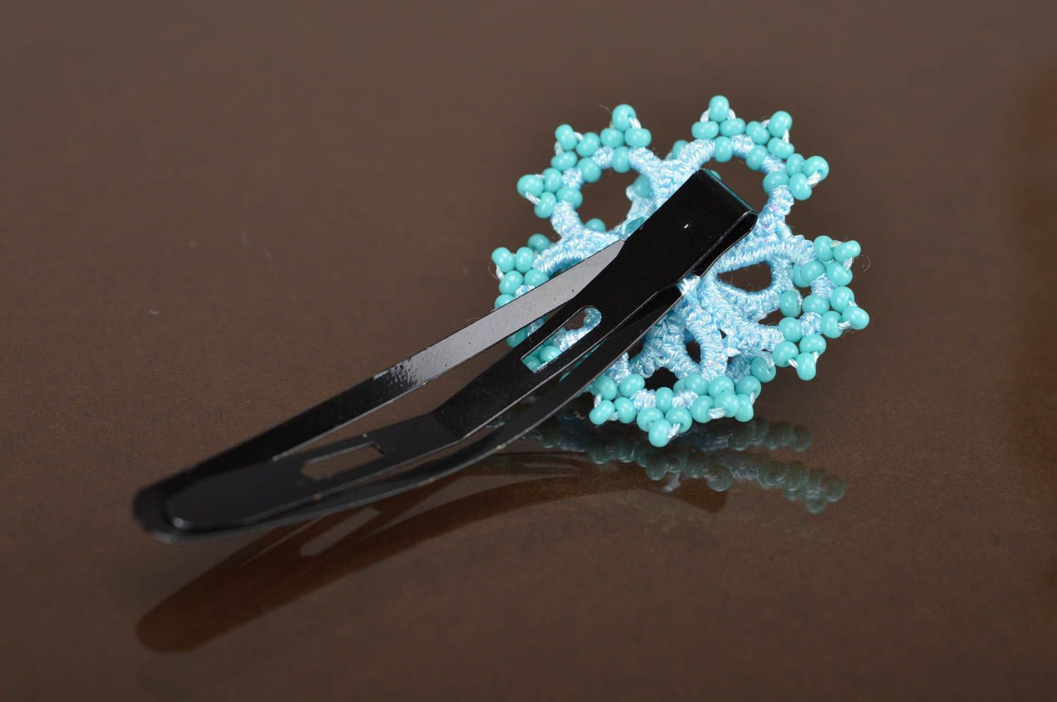 Handmade decorative hair clip with blue flower tatted of threads with seed beads photo 5