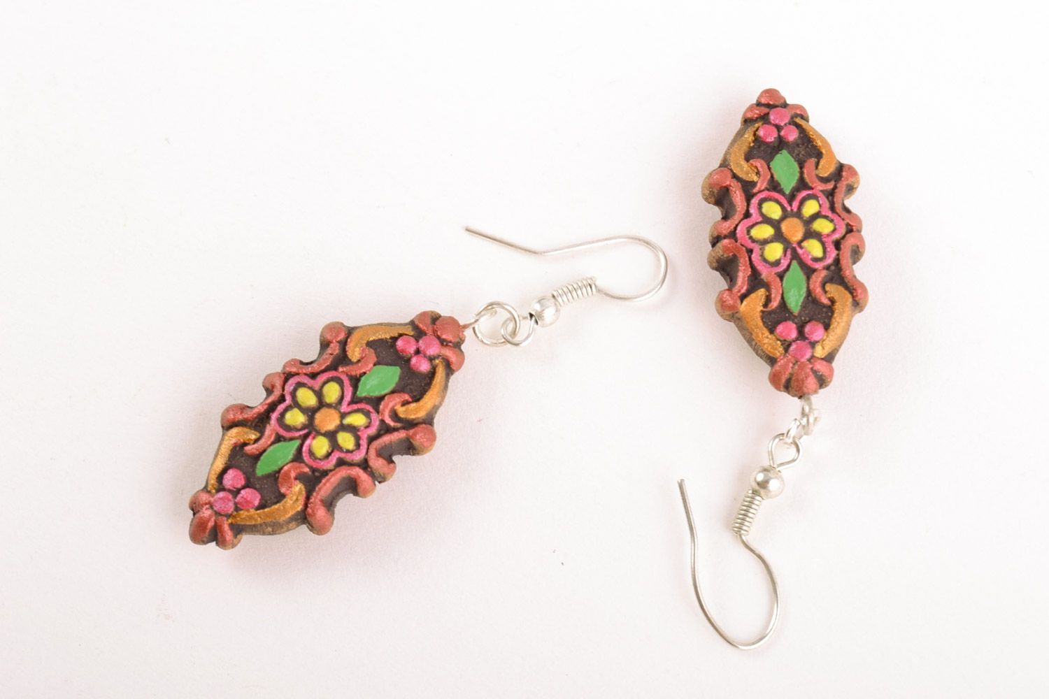 Handmade ceramic dangling earrings of unusual shape painted with acrylics photo 5