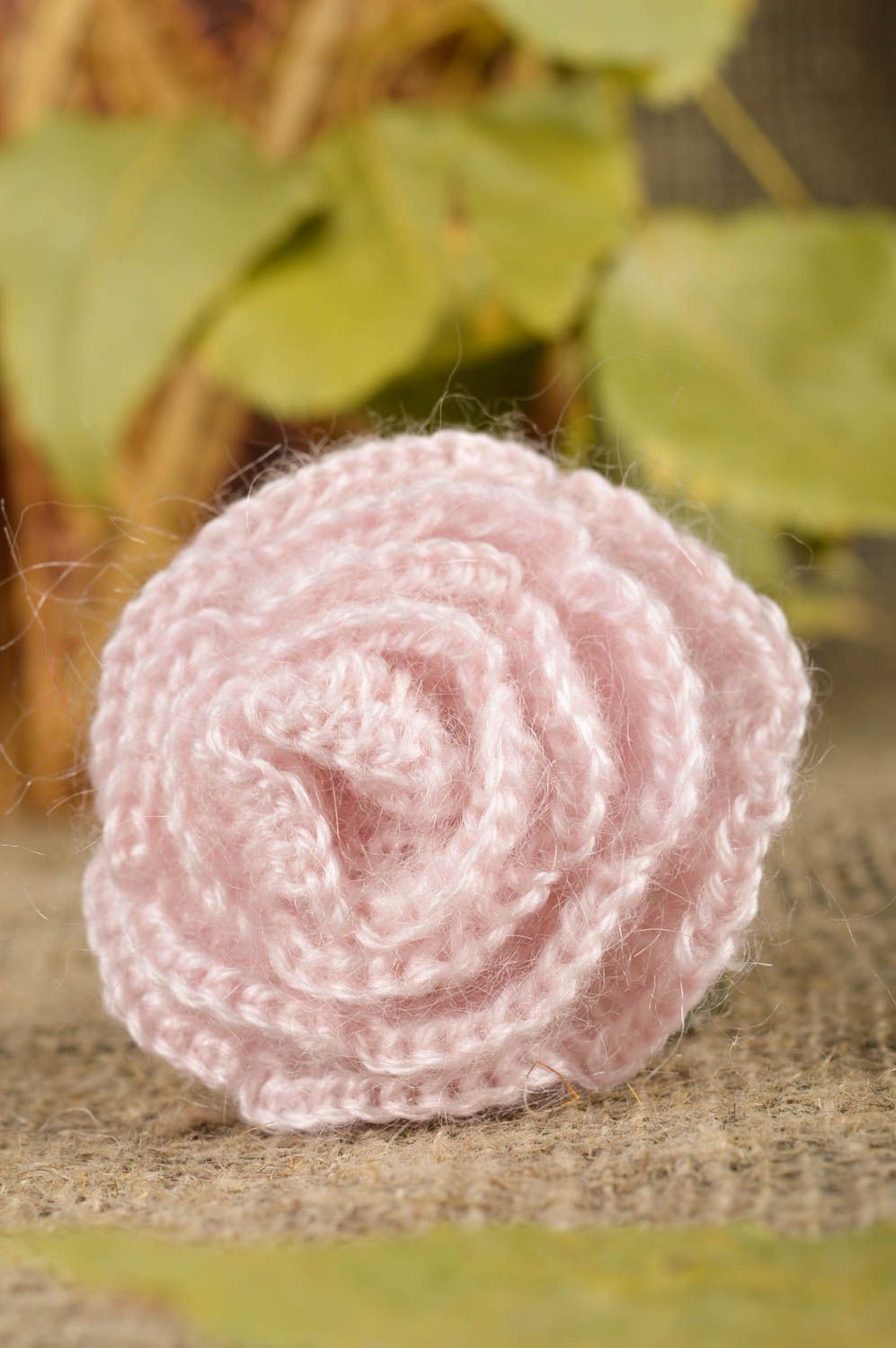 Аксессуар для волос хенд мейд розовая резинка крючком вязаная резинка цветок фото 1