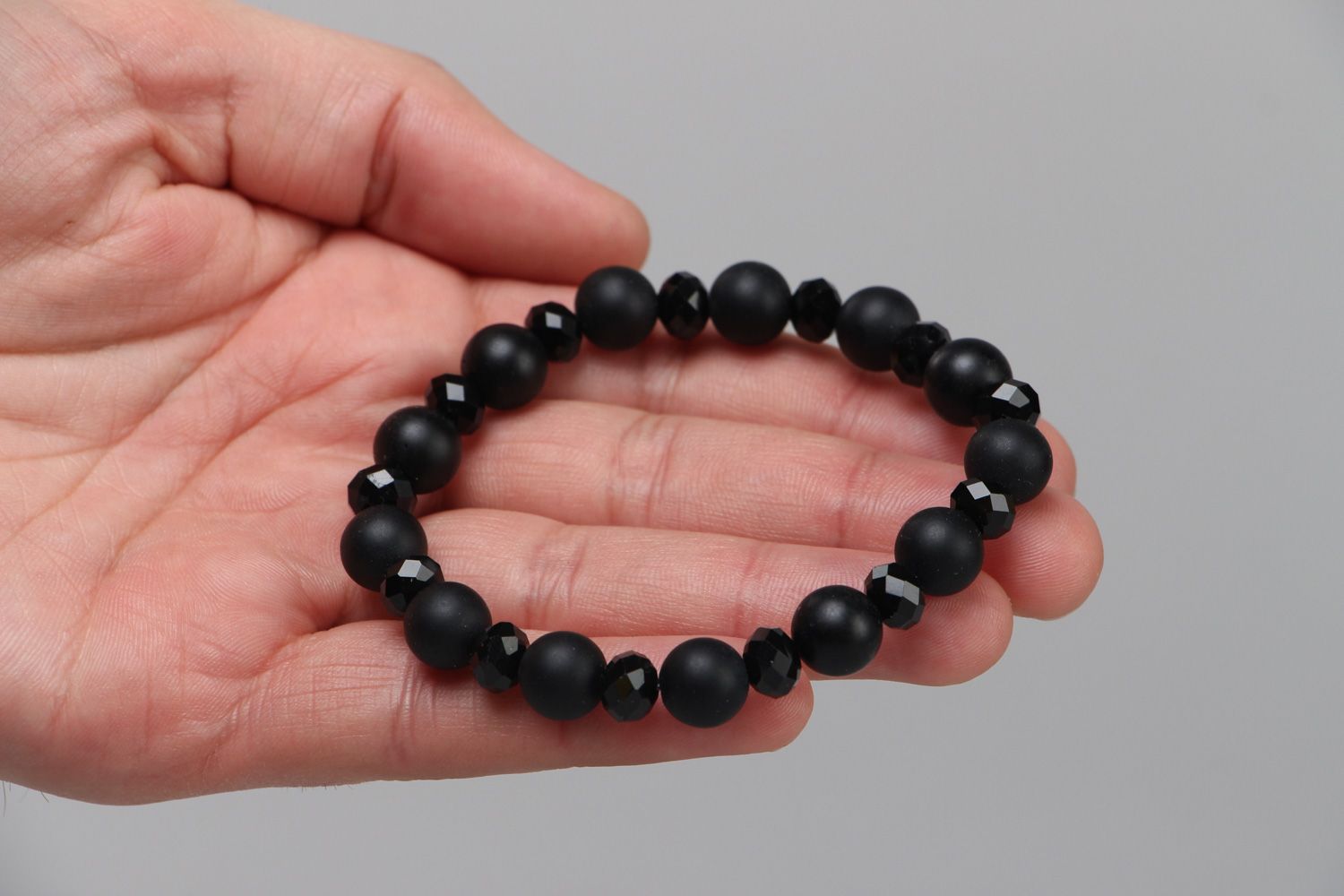 Handmade women's stone bead bracelet with shungite of black color photo 3