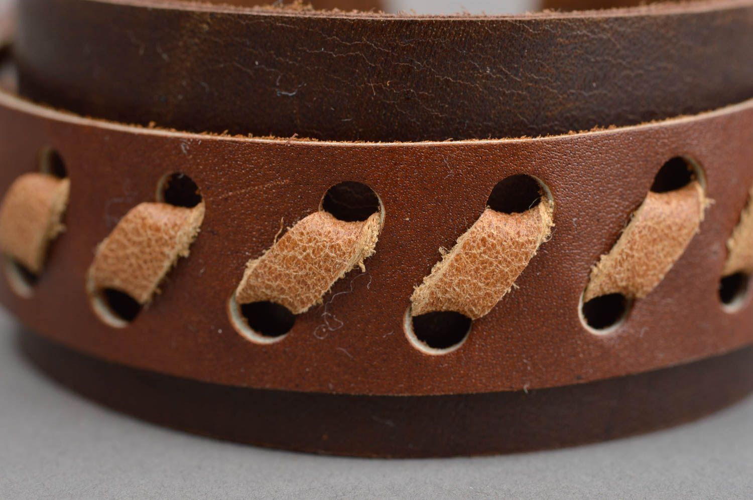Pulsera de cuero hecha a mano regalo original brazalete artesanal color marrón foto 2
