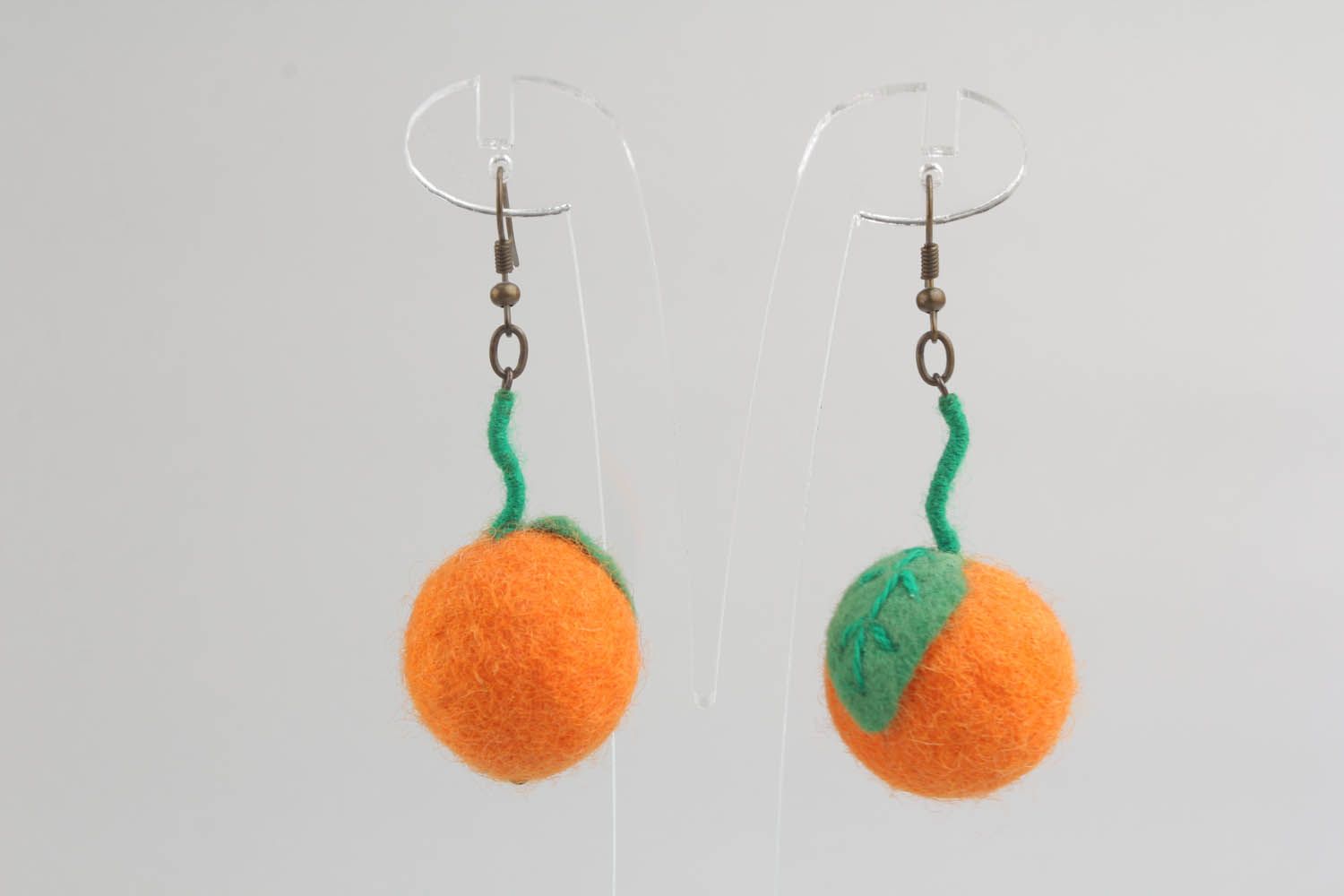 Orange Ohrringe aus Wolle foto 5