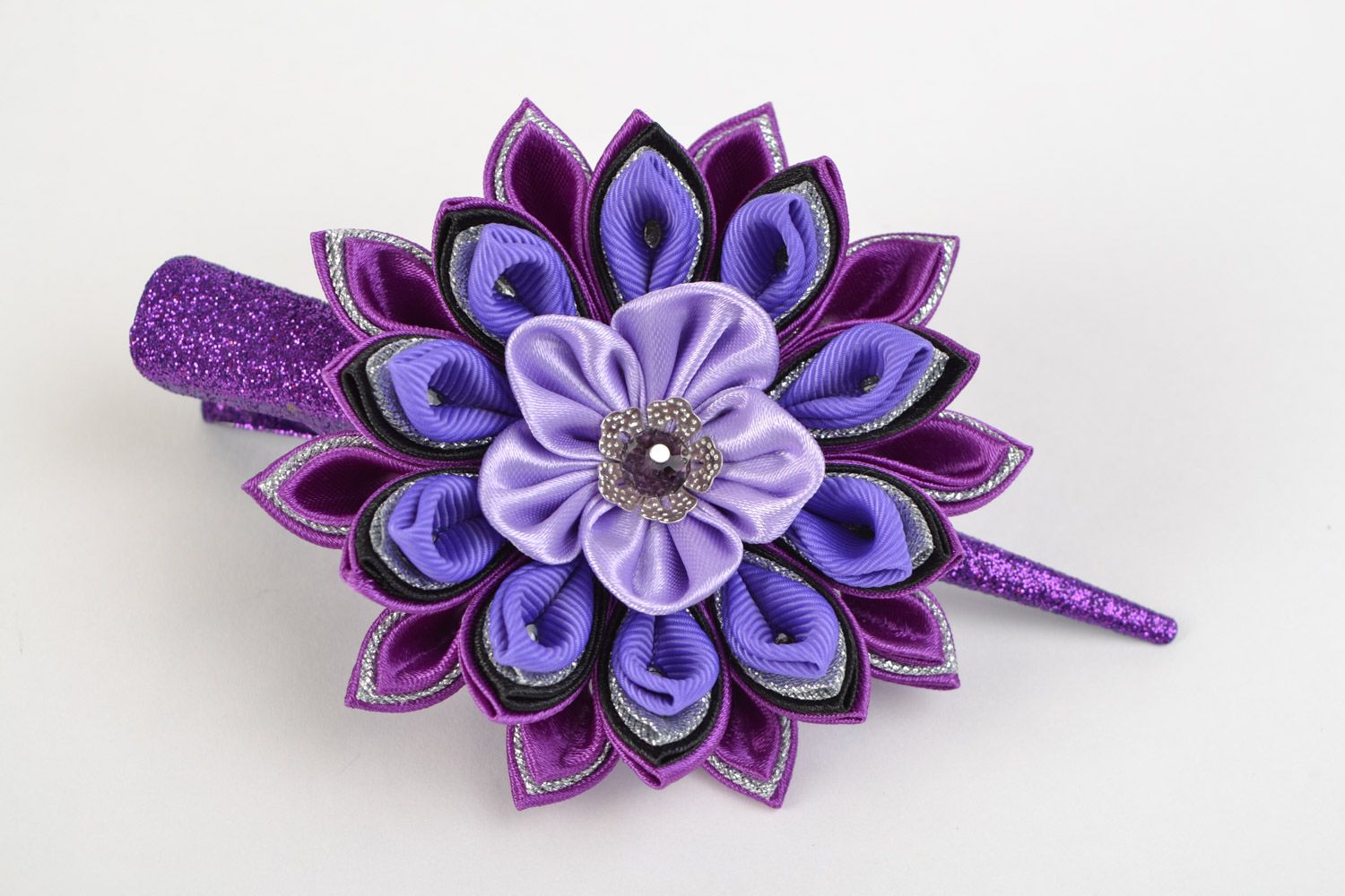 Handmade beautiful hair clip made of satin ribbons and brocade photo 3