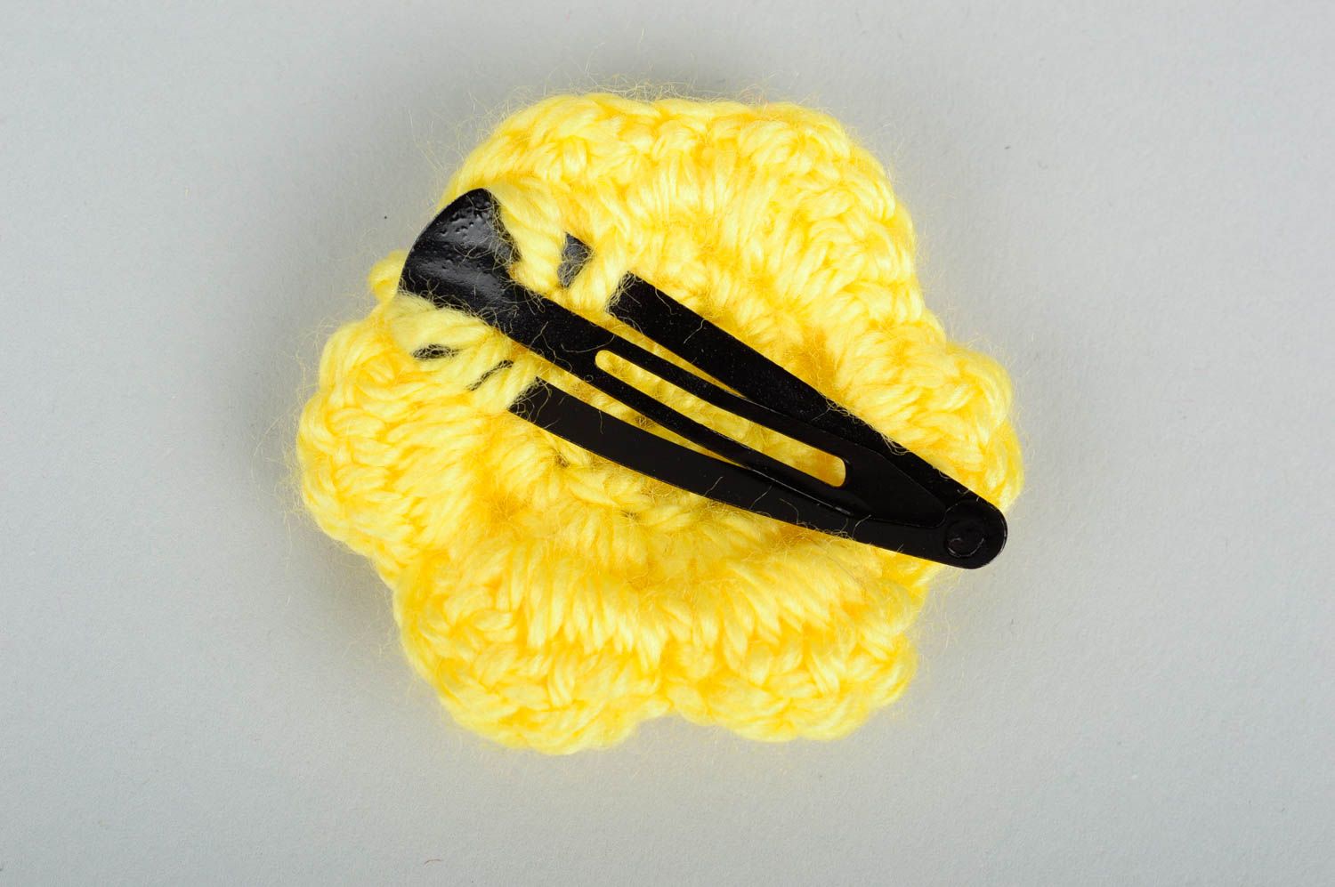 Handmade Haarschmuck für Mädchen Haarklemme Blume Häkel Accessoire gelb foto 4