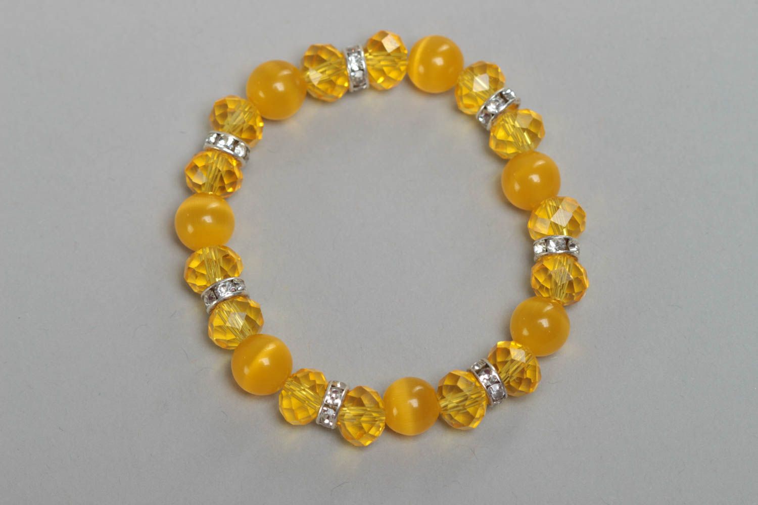 Beautiful bright yellow handmade children's glass bead bracelet unusual design photo 2