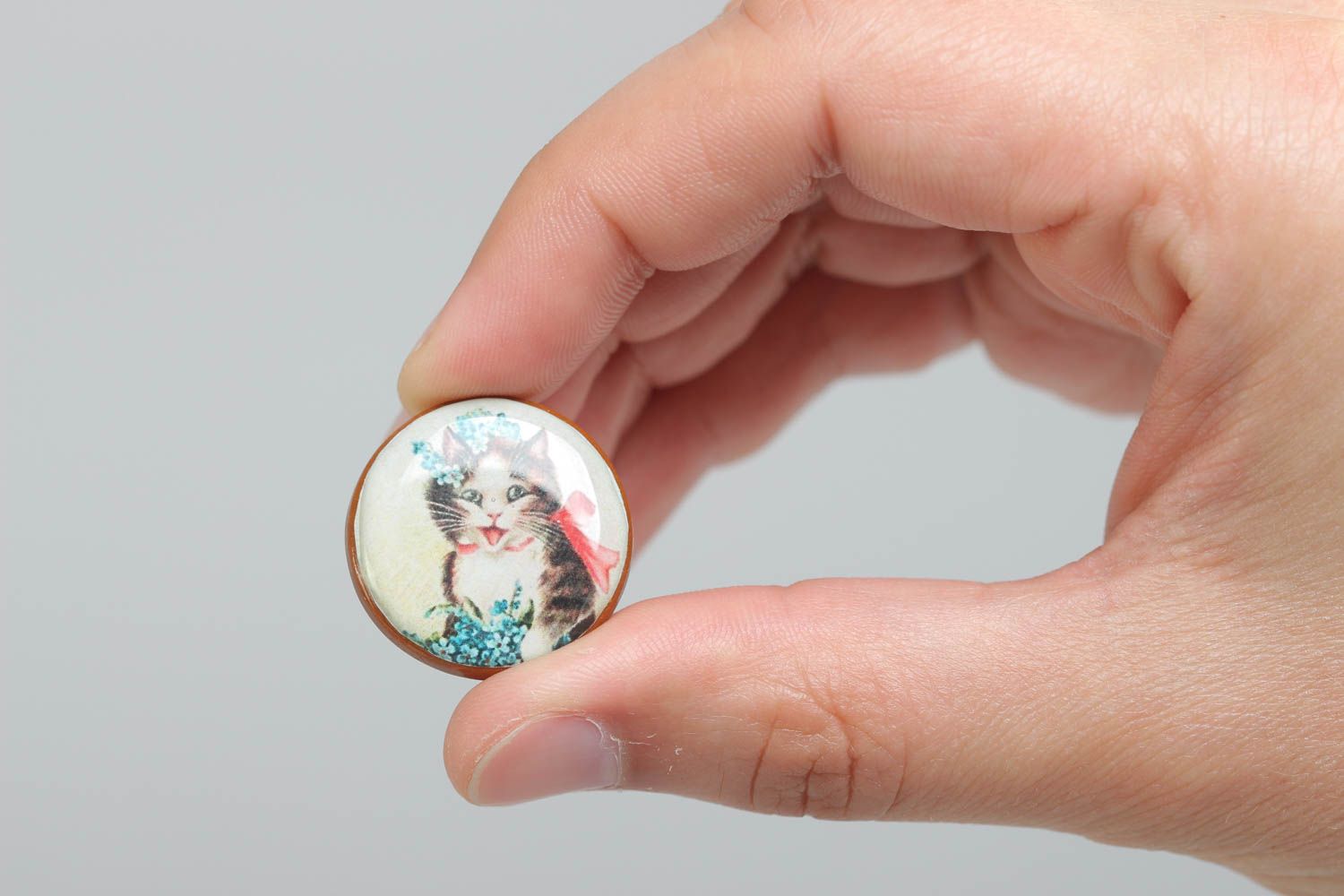 Кольцо из полимерной глины и стекловидной глазури круглое с котиком хэнд мэйд фото 5