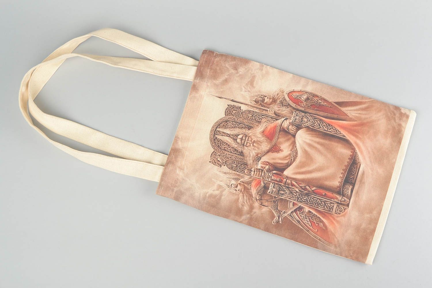 Bolso artesanal original grande cosido de tela con dibujo hecho a mano foto 5