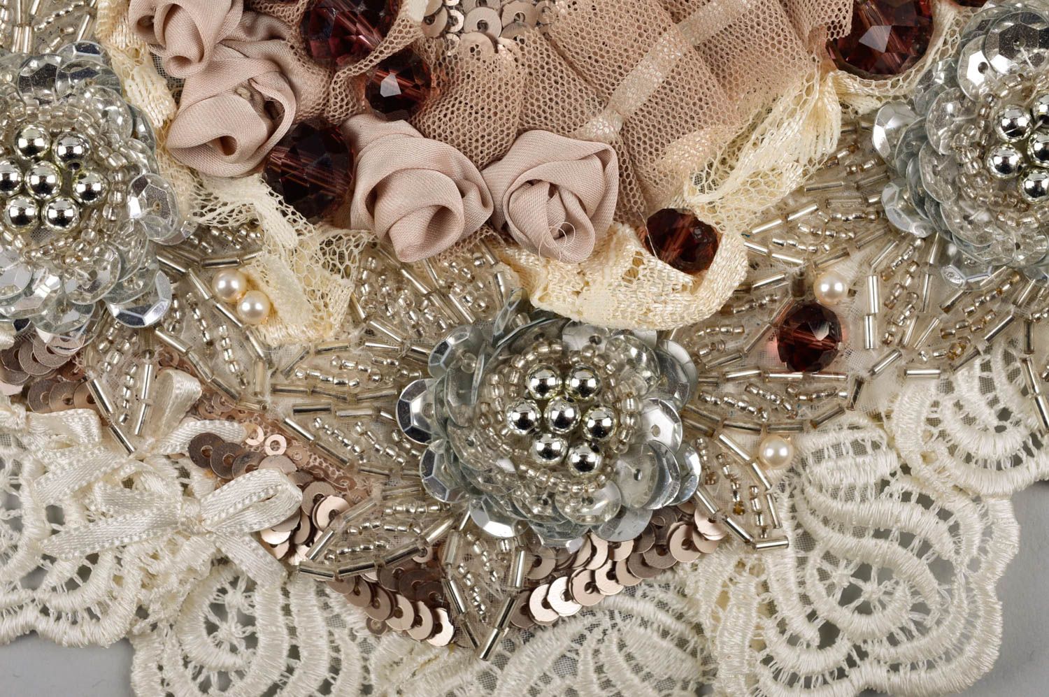 Collier textile large Bijou fait main avec perles fantaisie Cadeau femme photo 3