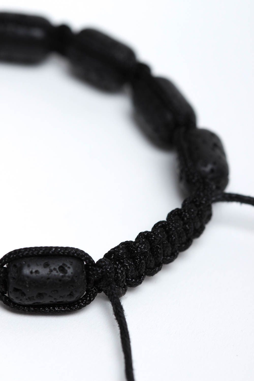 Bracelet pierre de lave Bijou fait main noir design Accessoire mode Cadeau femme photo 4