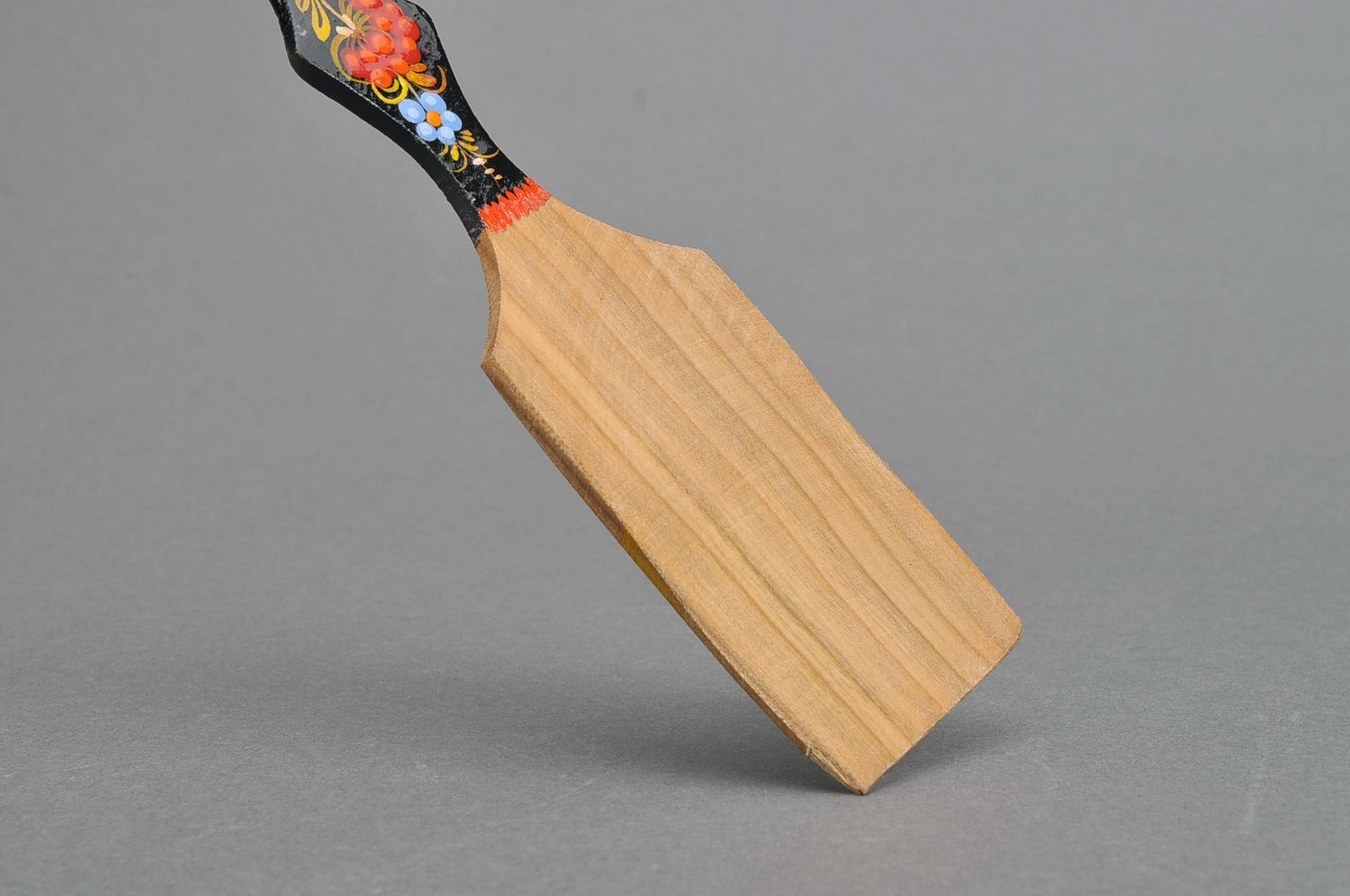 Wooden kitchen spatula photo 3