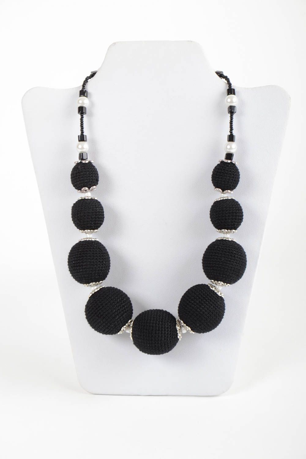 Handmade unusual beaded necklace black and white accessory stylish jewelry photo 2