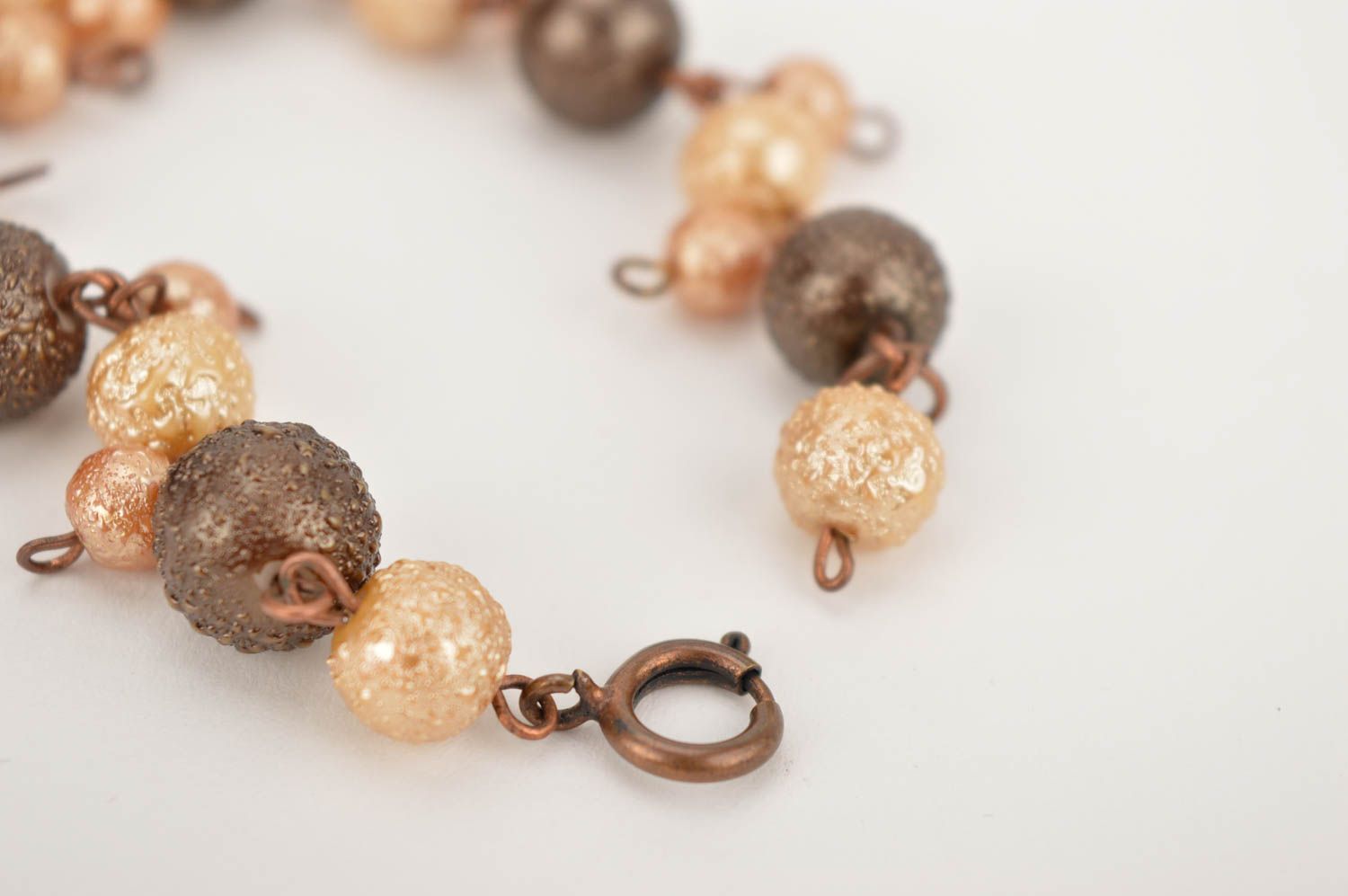 Stylish handmade beaded bracelet with brown and light brown beads on-chain for girls photo 3