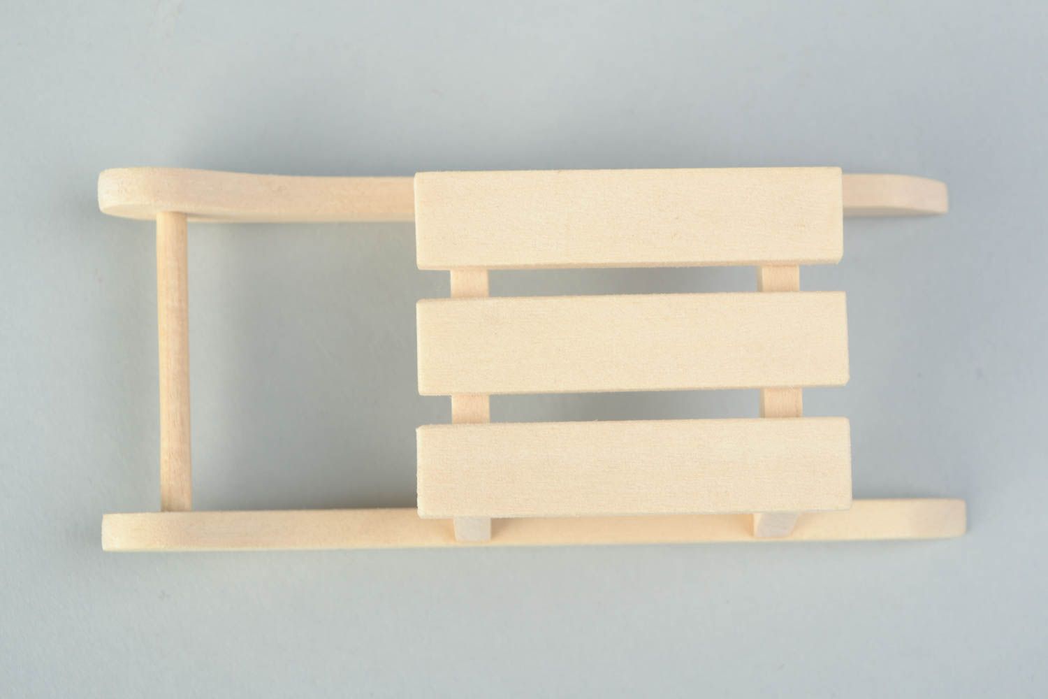 Traîneau miniature en bois fait main pratique jouet de sapin original déco photo 5