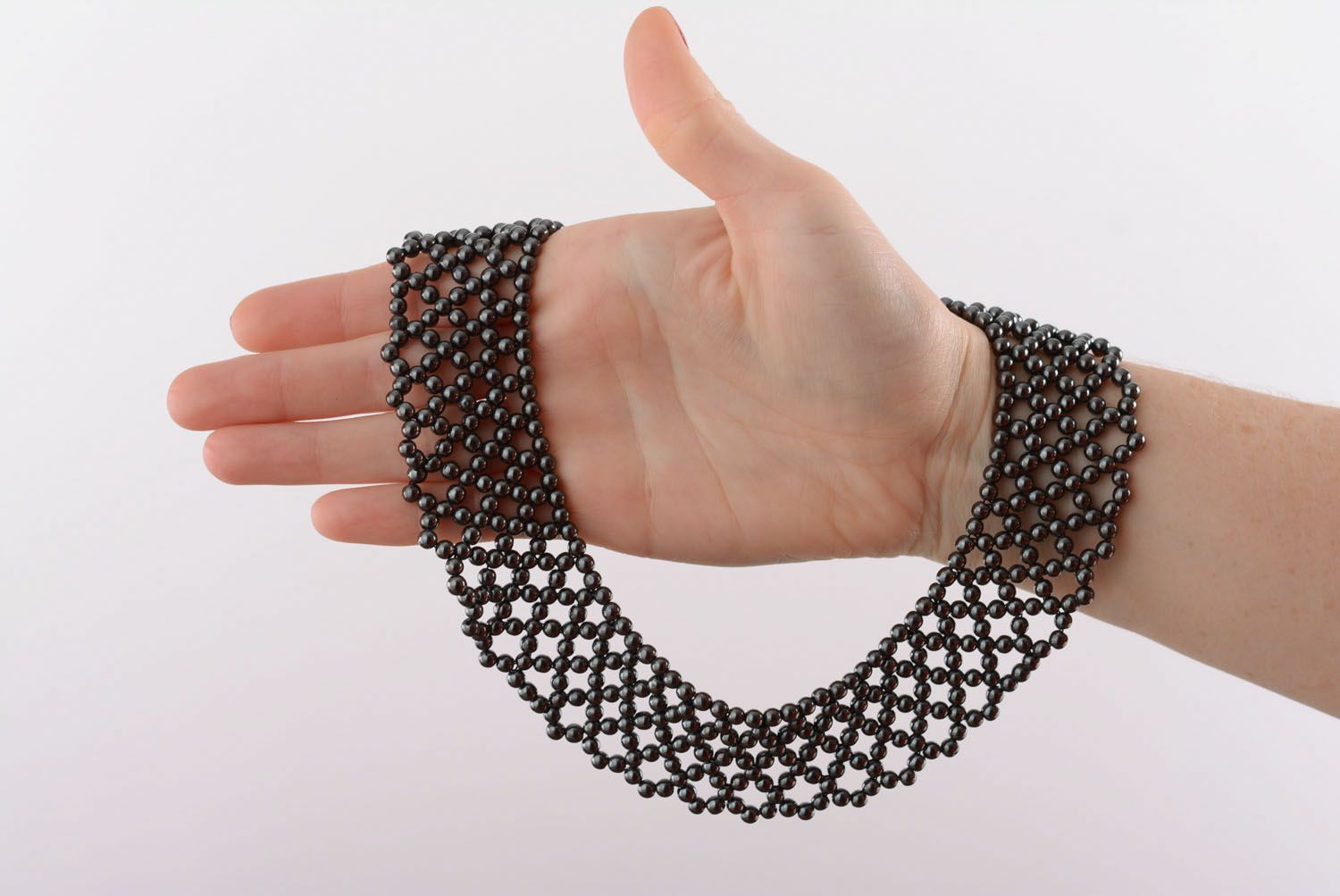 Necklace made of hematite beads photo 5