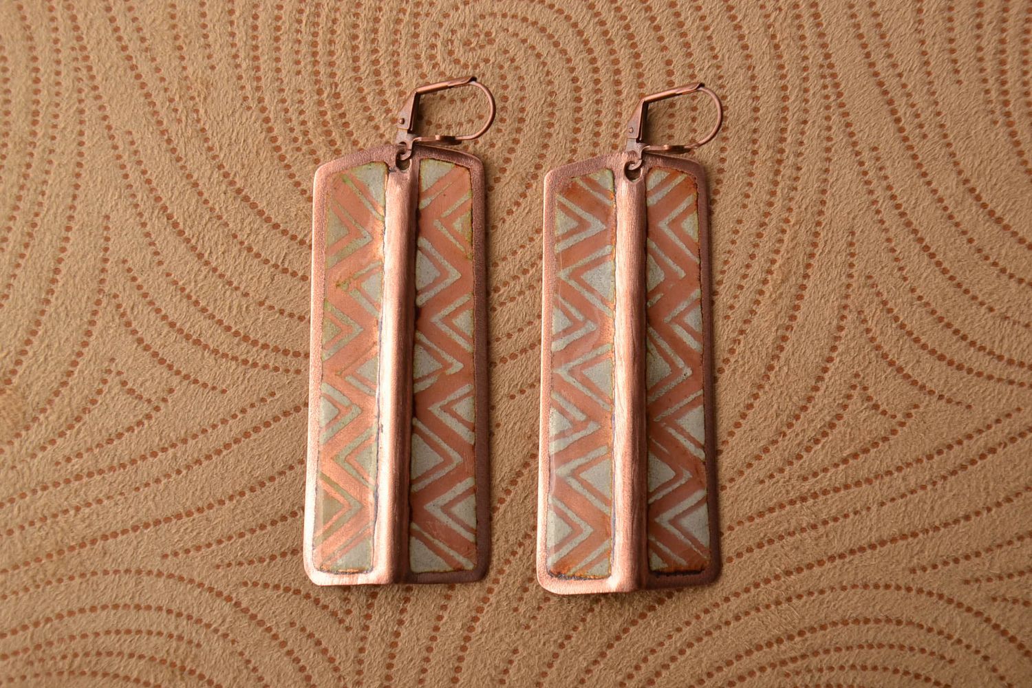 Long handmade copper earrings painted with enamels photo 1