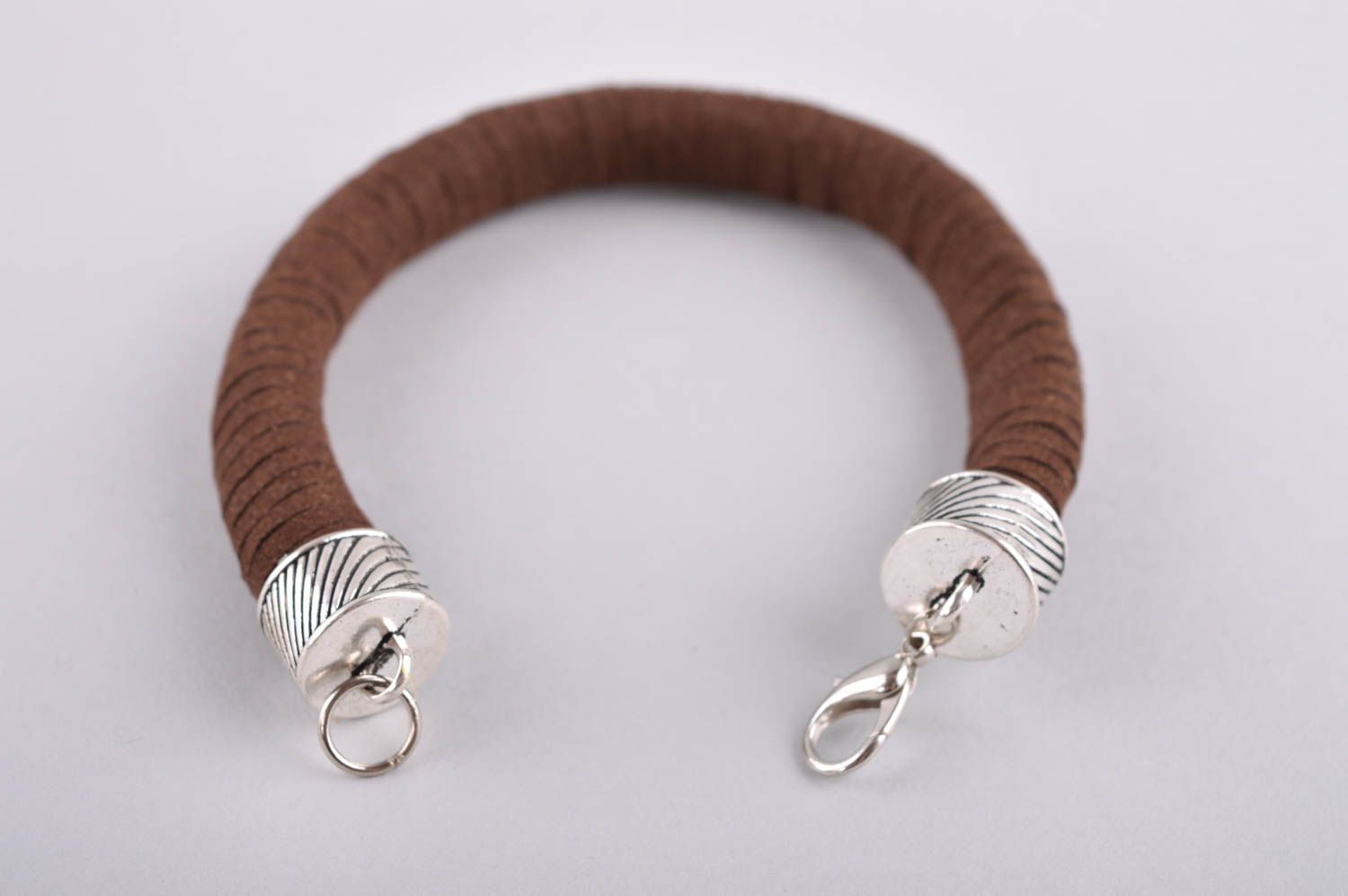 Bracelet en cuir marron Bijou fait main design original Cadeau pour femme photo 5