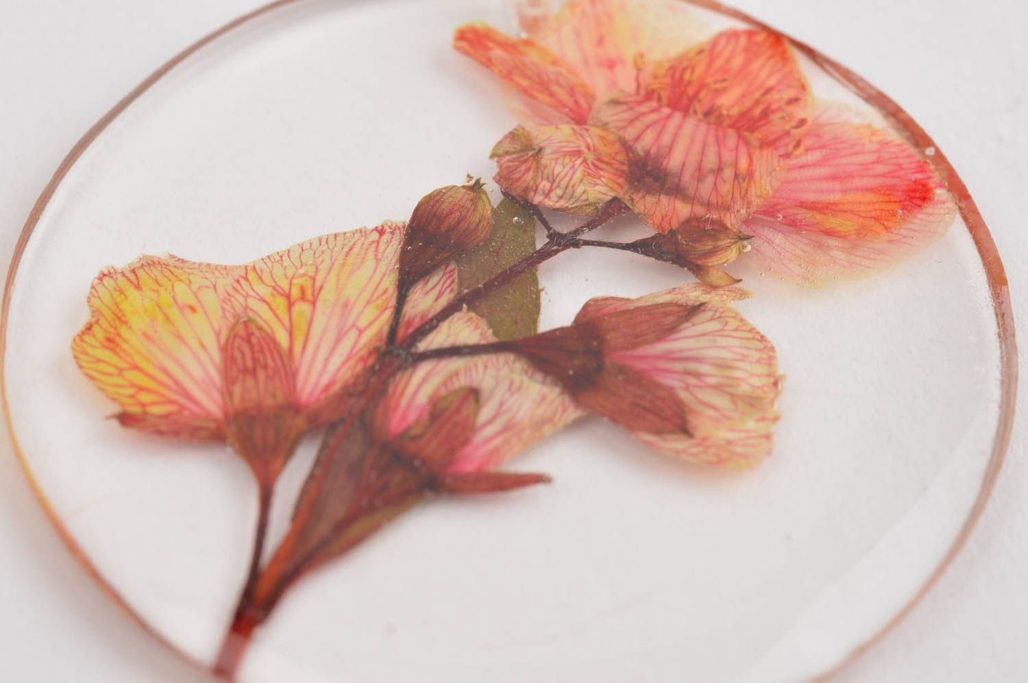 Stylish handmade botanical pendant dried flowers pendant cool jewelry designs photo 5