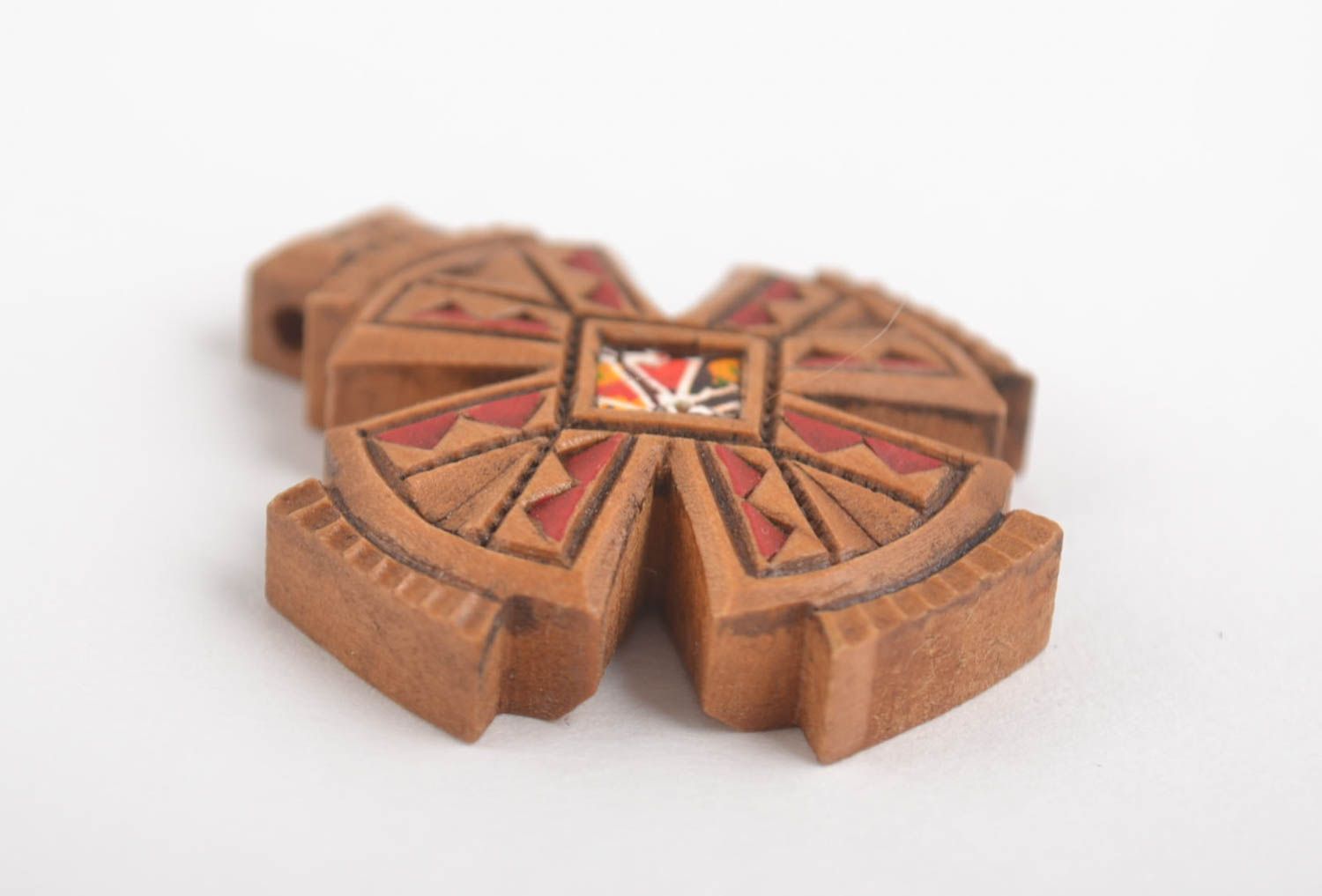 Cruz tallada madera hecha a mano bisutería original regalo personalizado foto 4