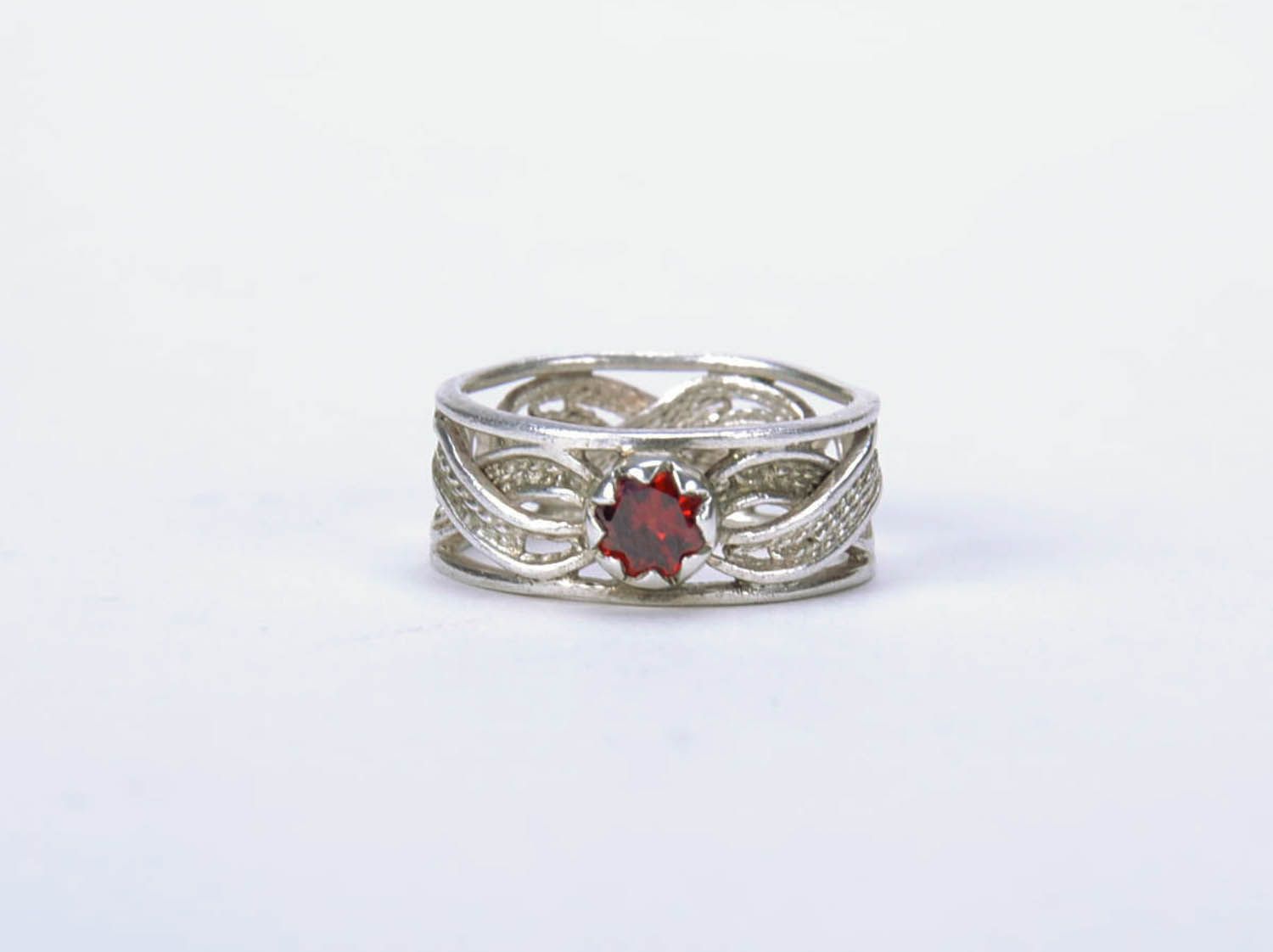 Серебряное кольцо в технике филигрань фото 3