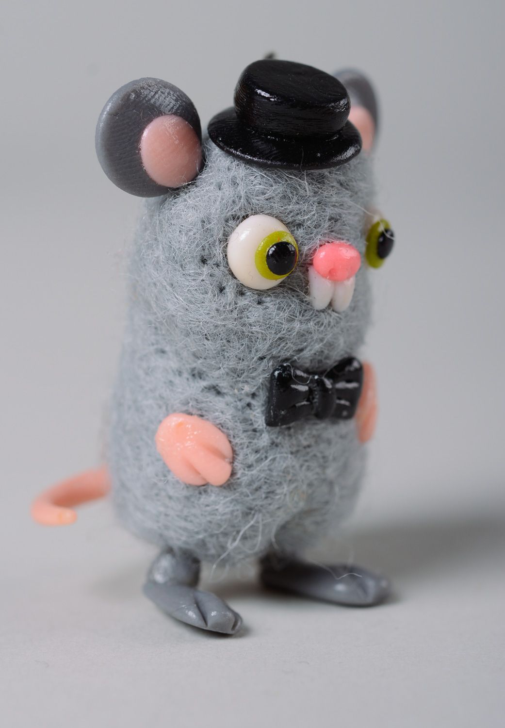 Брелок-игрушка из шерсти и полимерной глины Мышь фото 2