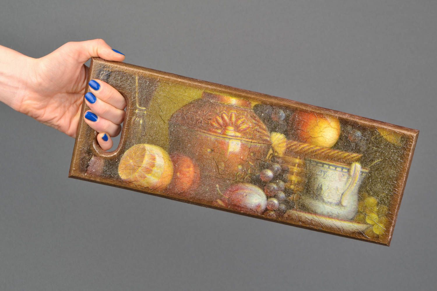 Tagliere di legno fatto a mano oggetto decorativo originale utensili da cucina foto 2