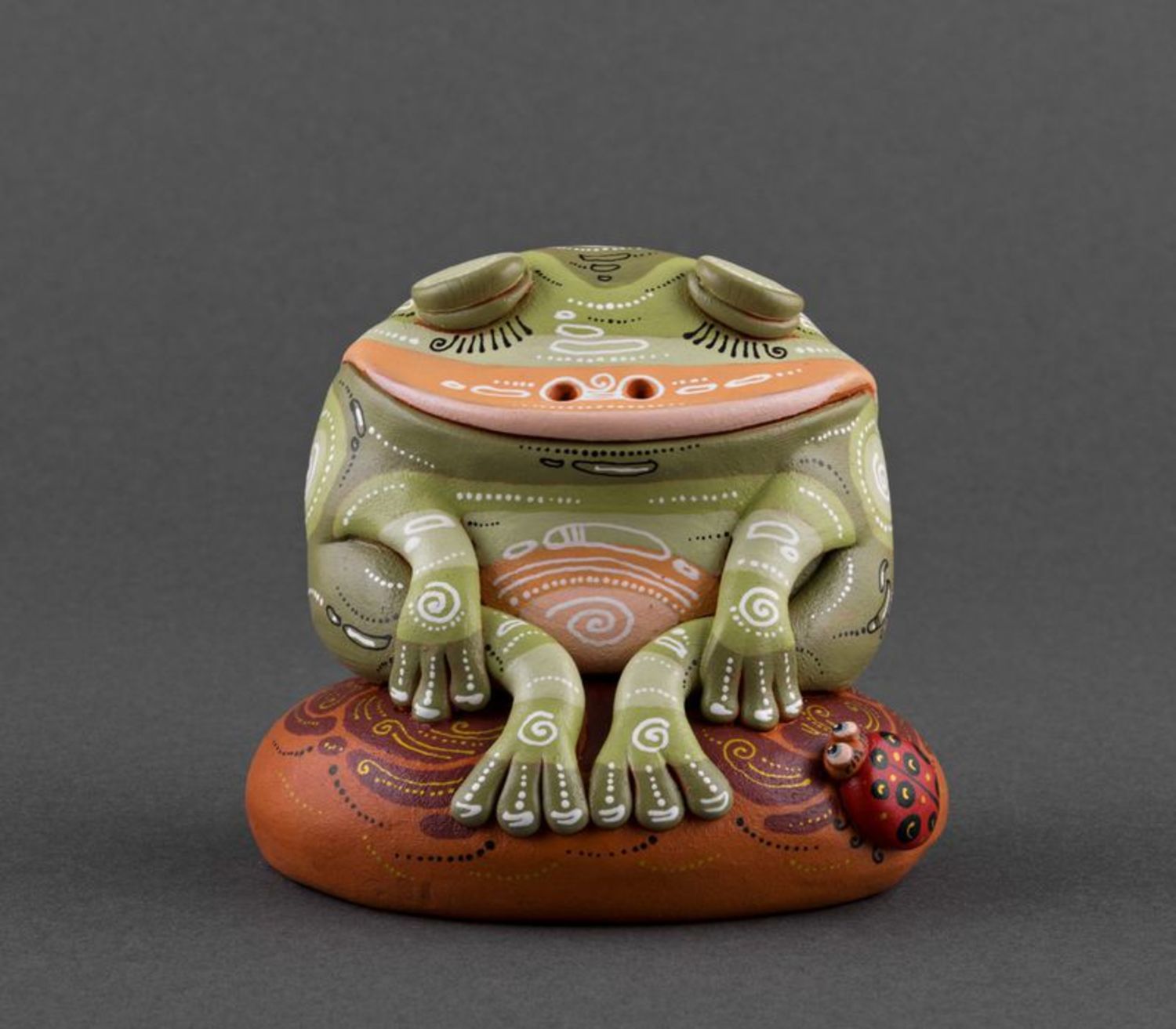 Clay statuette Frog photo 6