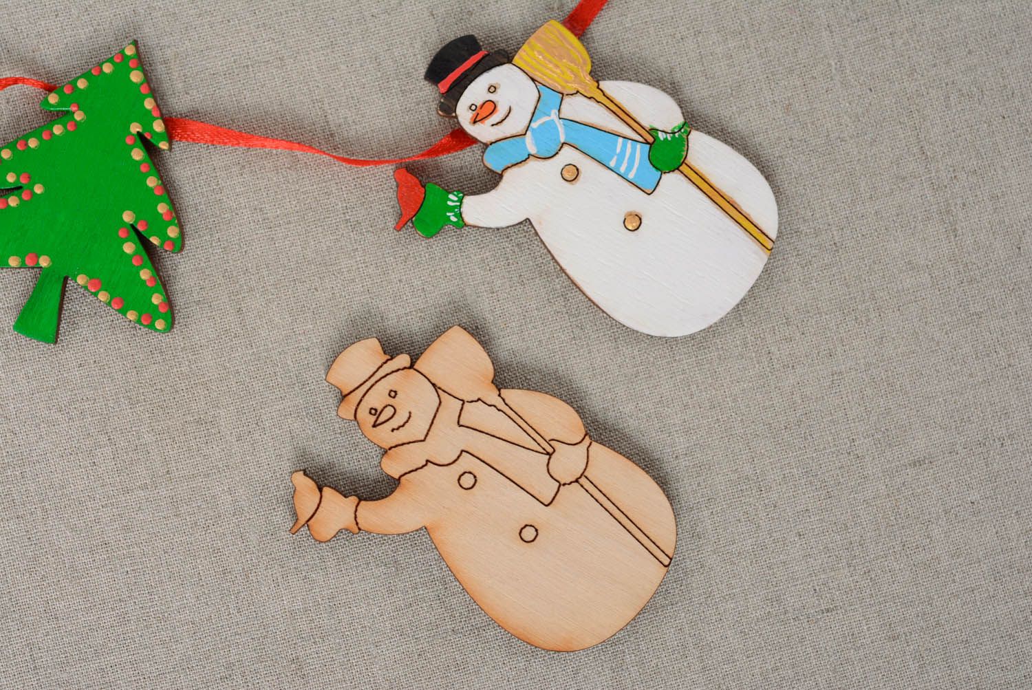 Wooden element with magnet Funny Snowman photo 3