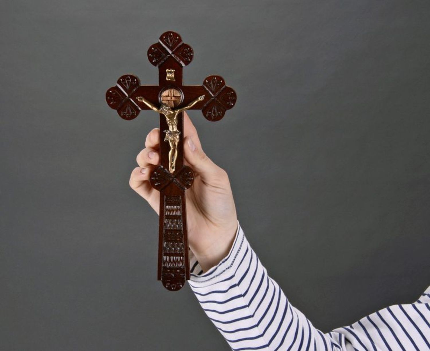 Croce di legno da parete fatta a mano Croce ortodossa Decorazioni di casa
 foto 4
