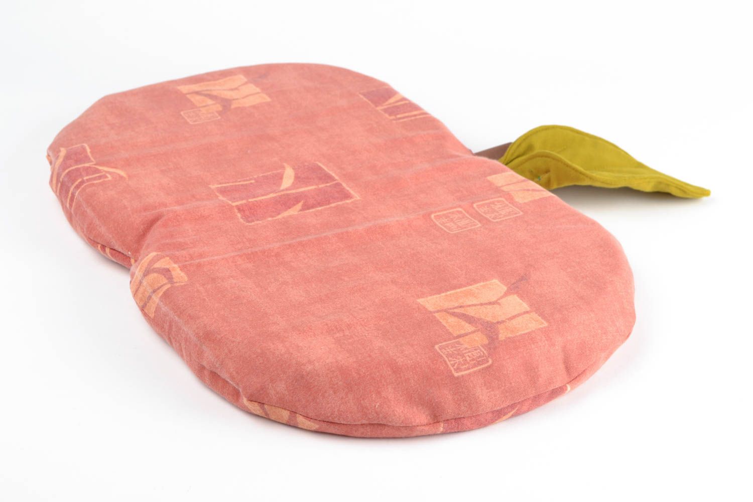 Almohada de algodón para silla o taburete artesanal con forma de manzana  foto 2