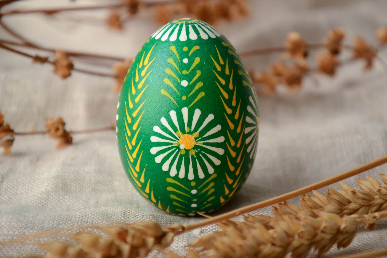 Huevo de Pascua en estilo de lemky foto 1