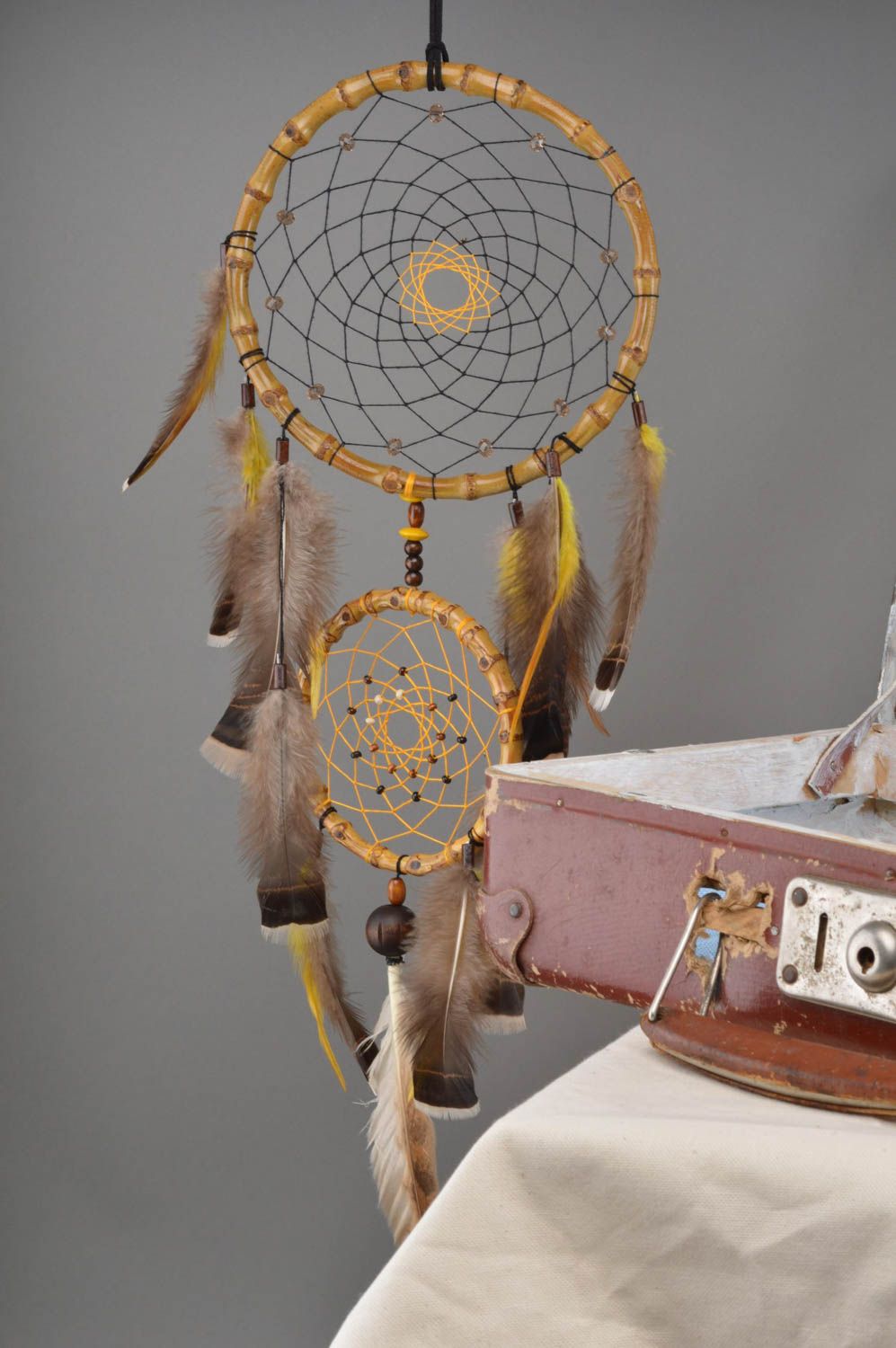 Grande décoration pendante capteur de rêves faite main originale l'Or des Incas photo 1