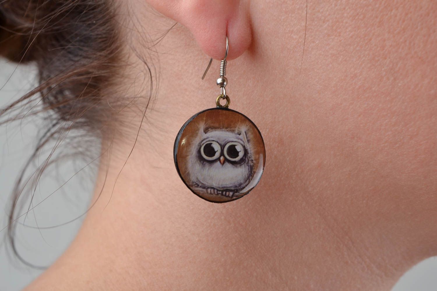 Handmade round polymer clay decoupage dangling earrings with image of owls photo 2