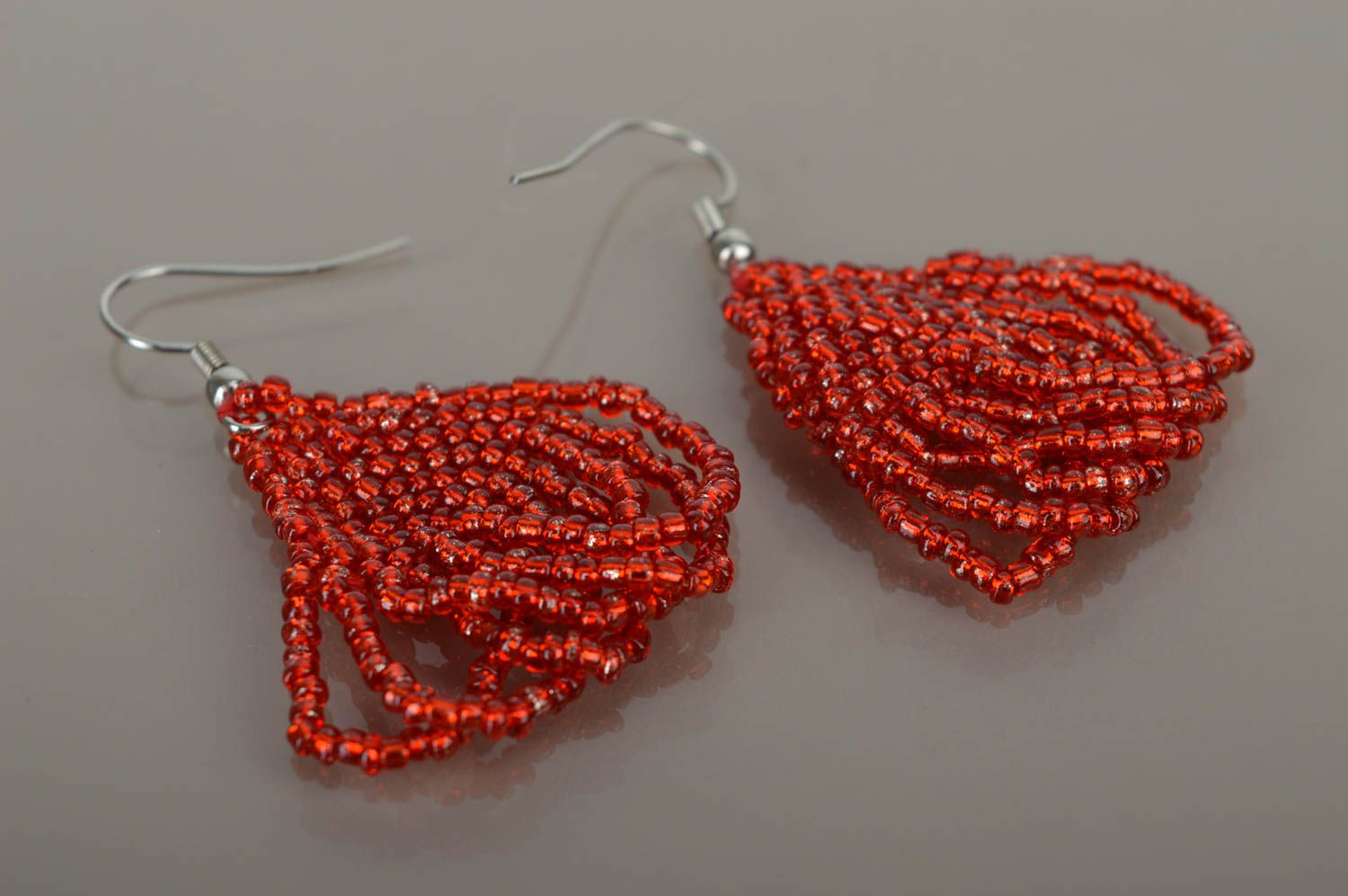 Handmade Damen Ohrringe rot Designer Schmuck Accessoire für Frauen aus Rocailles foto 2