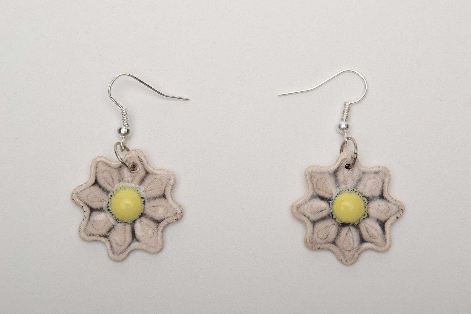 Handmade ceramic dangle earrings in the shape of flowers coated with enamels photo 5