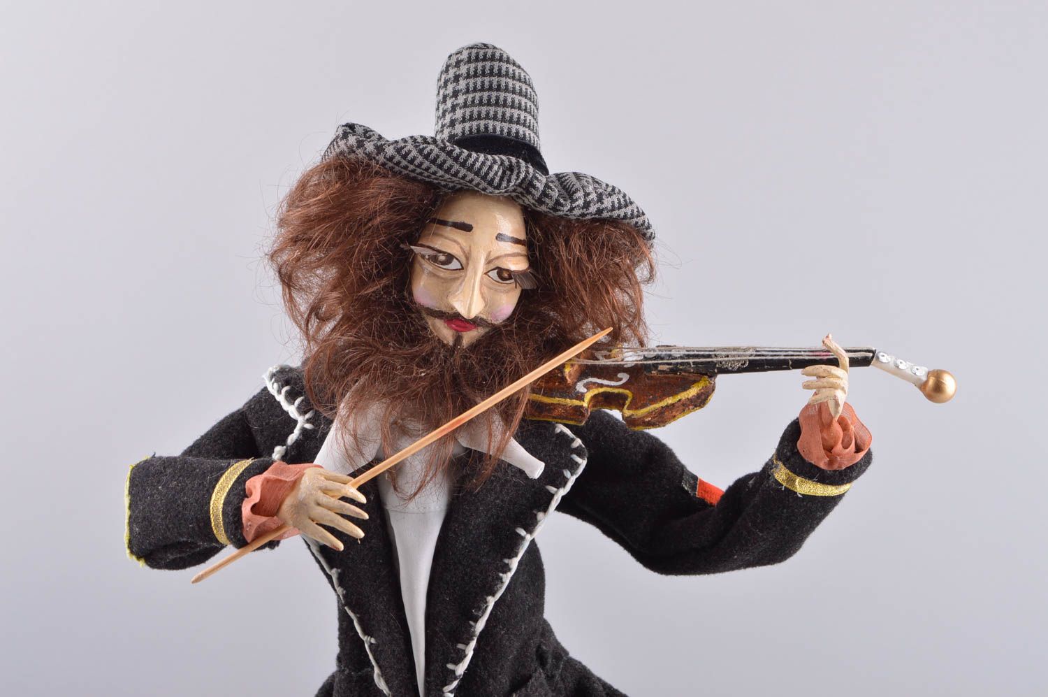 Кукла ручной работы авторская кукла интерьерная керамическая кукла Скрипач фото 2