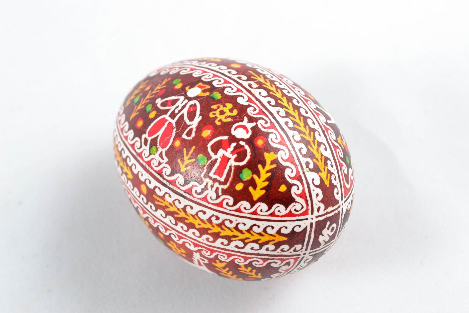 Huevo decorativo artesanal pintado con acrílicos foto 3