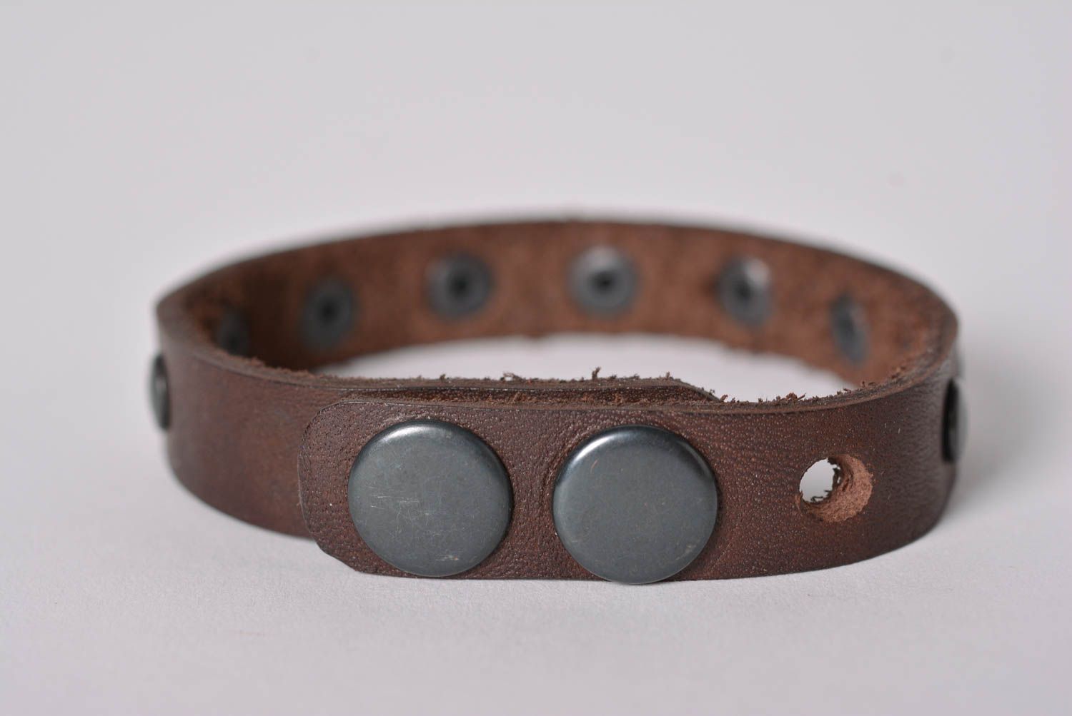 Bracelet cuir Bijou fait main de couleur marron Accessoire design cadeau photo 3